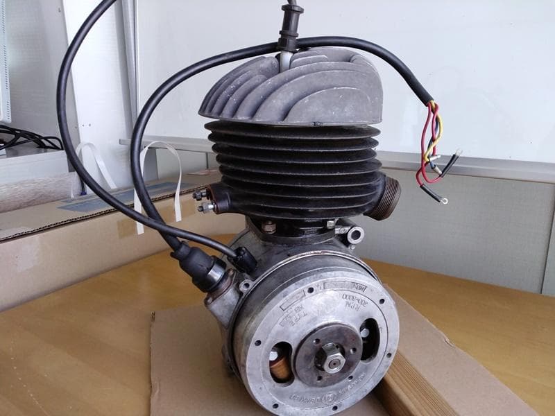 トーハツ　アロー号　T52A型エンジン
