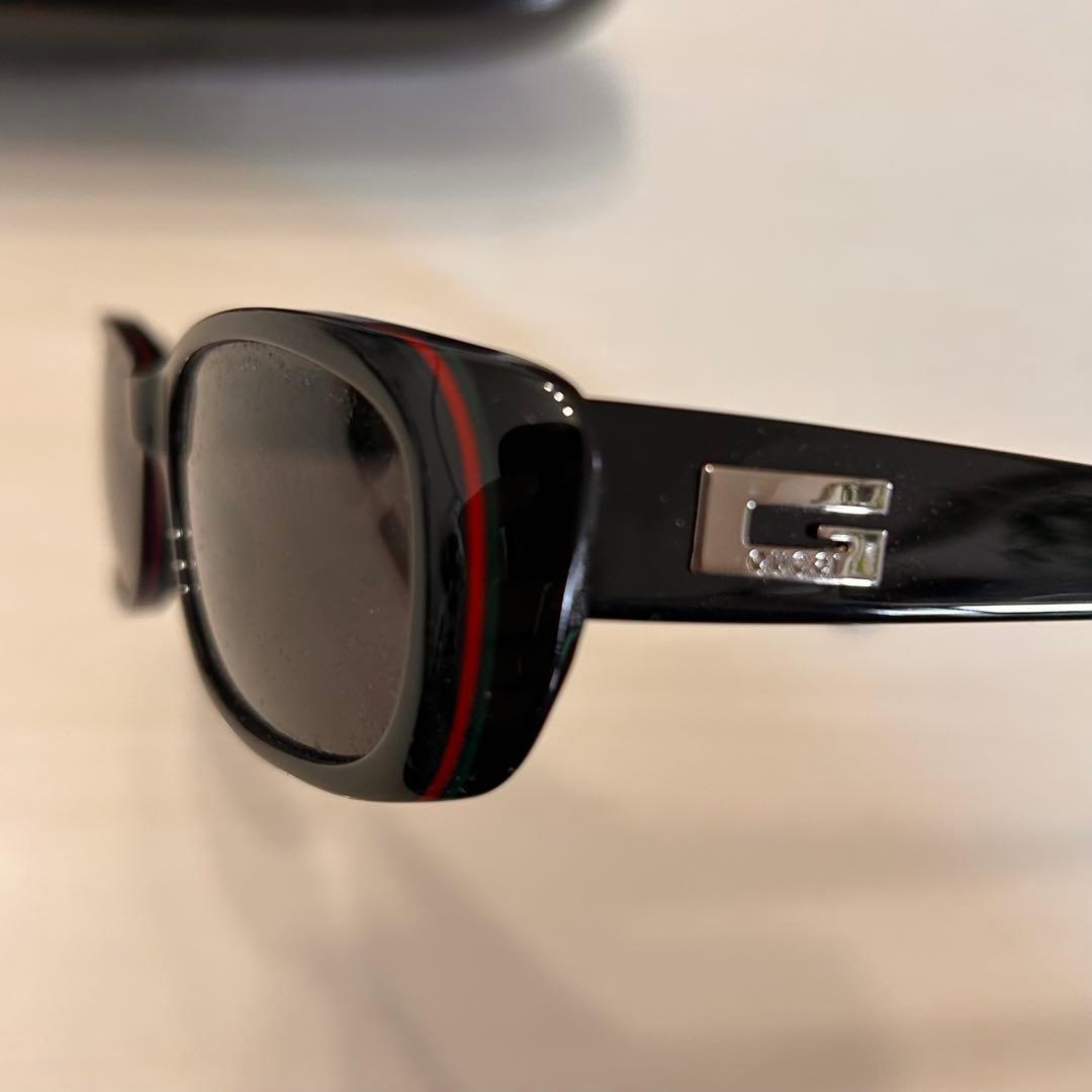GUCCI ブラック サングラス ケース付き