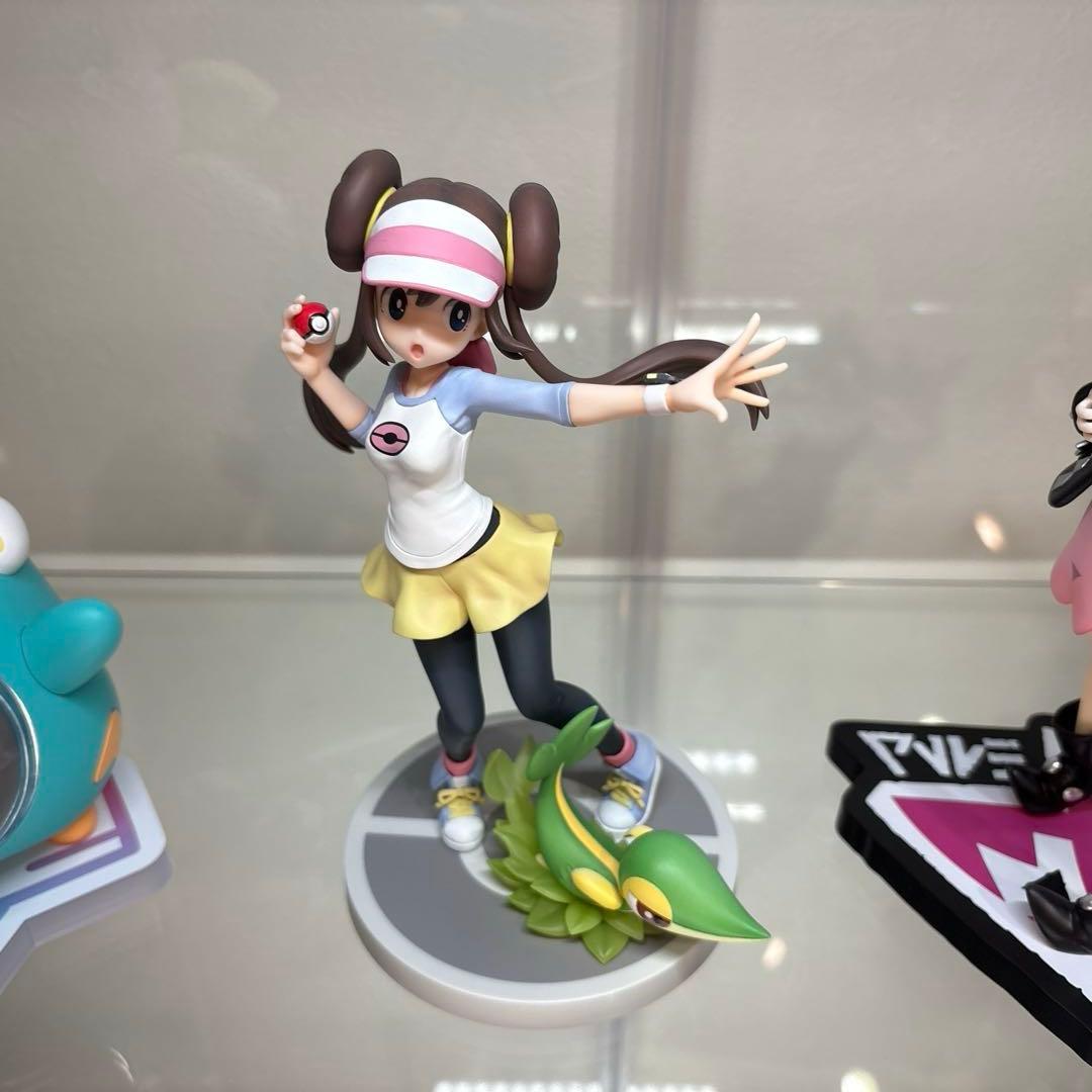 ポケモン　フィギア　メイ　リーリエ　ナンジャモ　ぬいぐるみ、クリアファイル付き