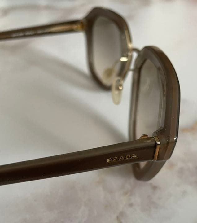 PRADA✨サングラス✨美品