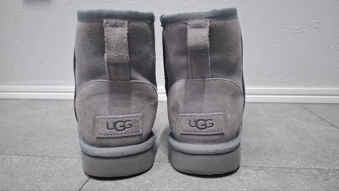 値下げ　UGG アグ CLASSIC MINI SIDE LOGOII ブーツ