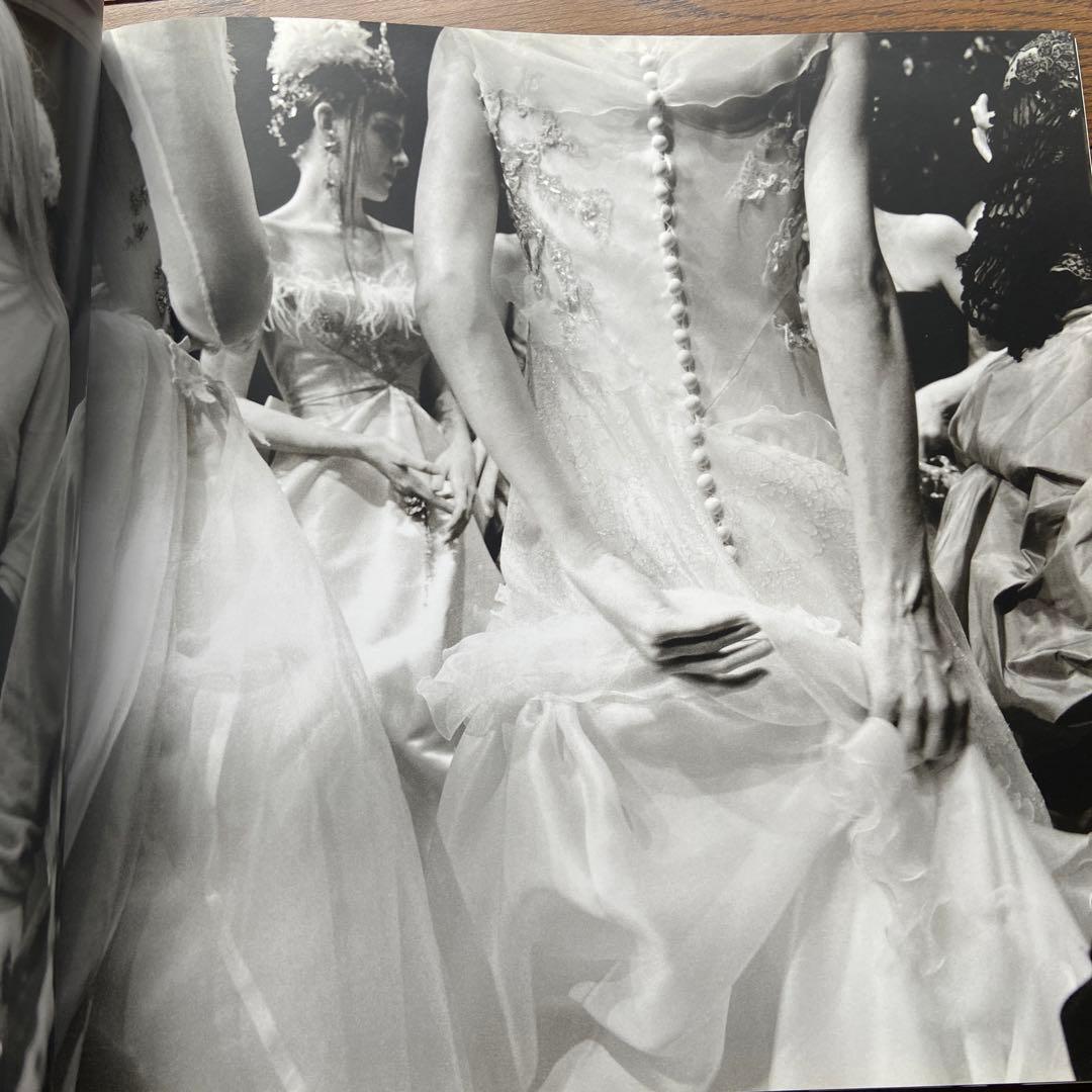 洋書　RUNWAY ※ LARRY FINK ※ ファッション写真集