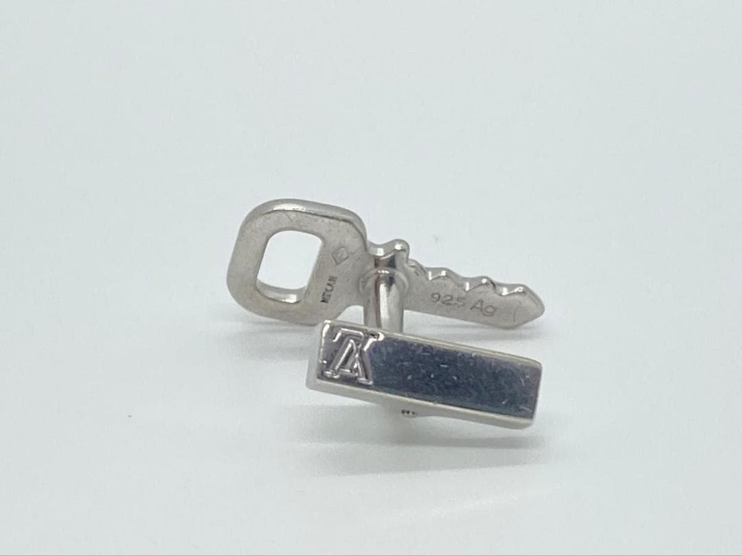 ルイヴィトン　カフスボタン　キーモチーフ シルバー925 シングル　片方のみ　鍵