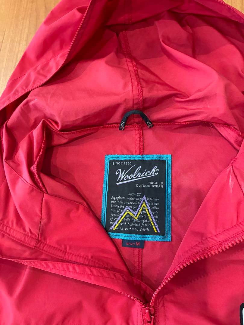 WOOLRICH（ウールリッチ）ウィンドブレーカー