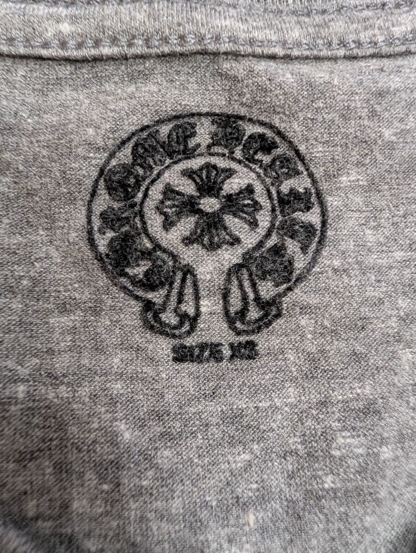 Chrome Hearts グレー Vネック Tシャツ　メンズxs
