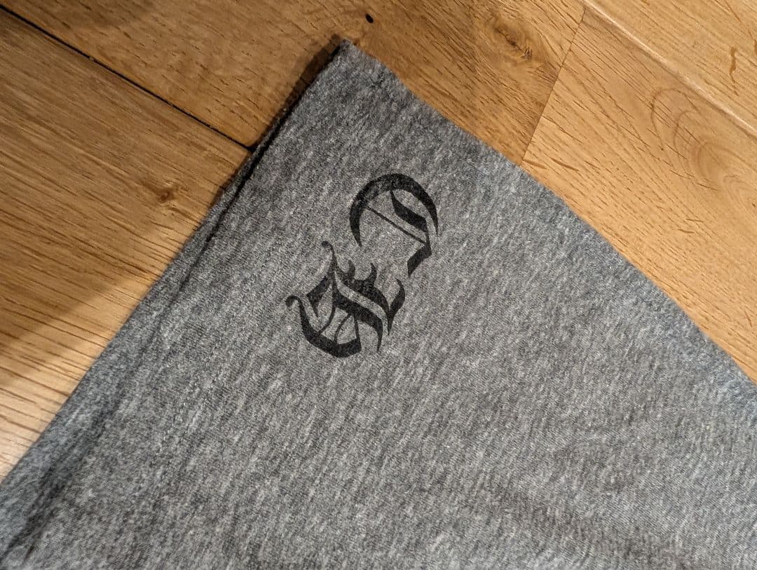 Chrome Hearts グレー Vネック Tシャツ　メンズxs