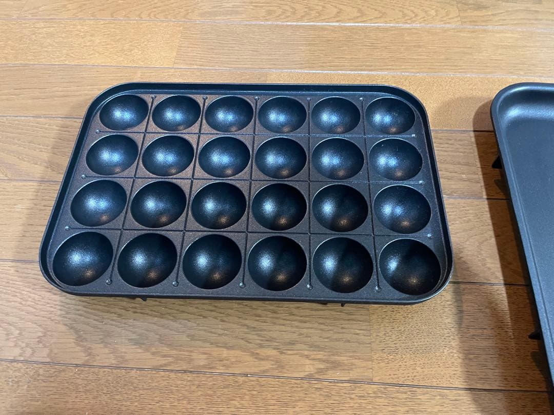ブルーノ　ホットプレート 動作確認でお湯沸かしたのみ　鍋　たこ焼き　平面グリル