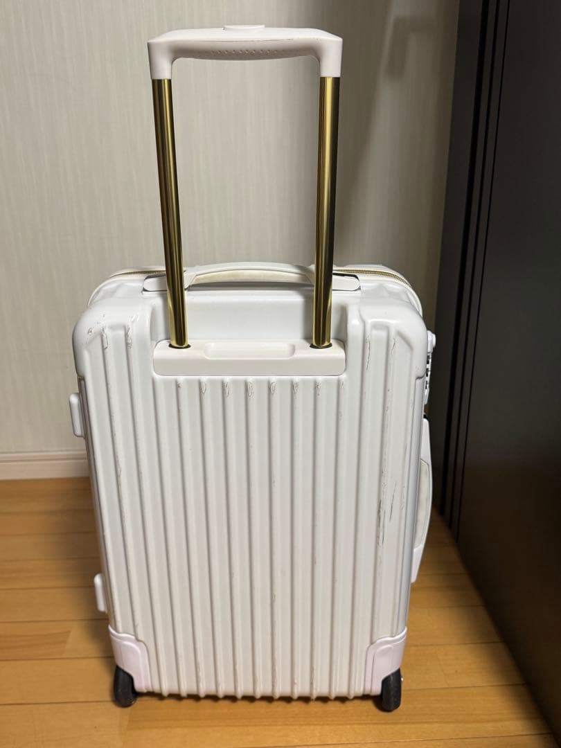 w*️様 muta ムータ スーツケース キャリーケース ホワイト 32L 機内