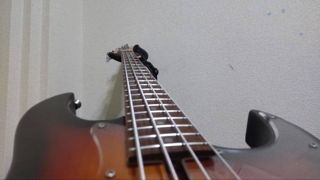 Brianエレキベース