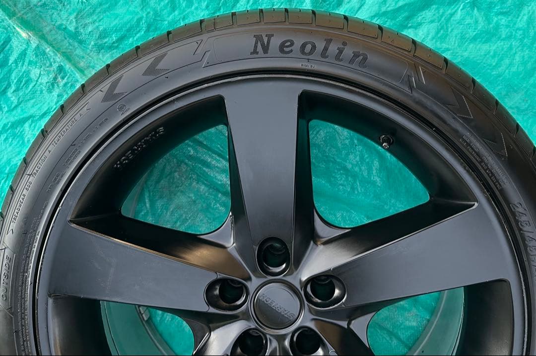STARTECH 245/45/R20W 99W リム Neosport タイヤ