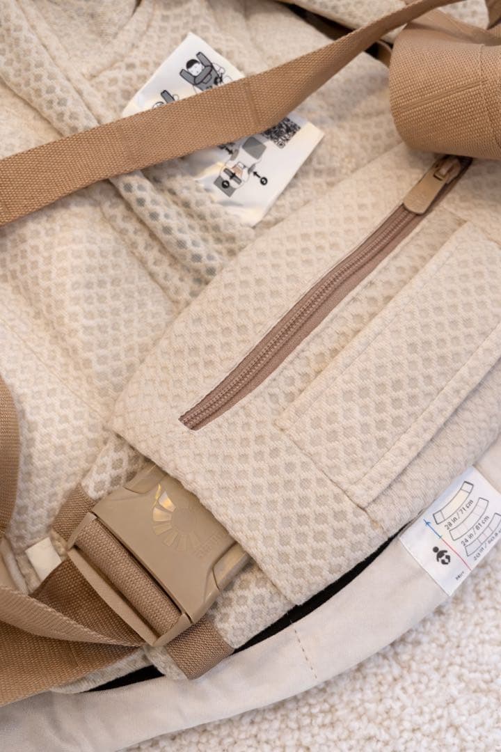 【新品未使用】エルゴベビー オムニ デラックス ナチュラルベージュ