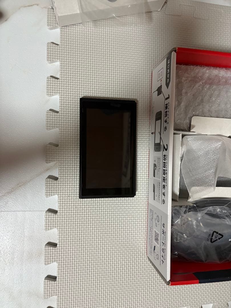 まこ　Nintendo Switch 本体 グレー ジョイコン付き