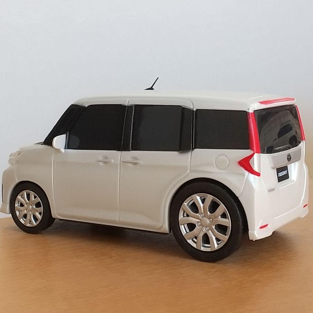 【ディーラー非売品】トヨタ ルーミーカスタム ミニカー ホワイト プルバック