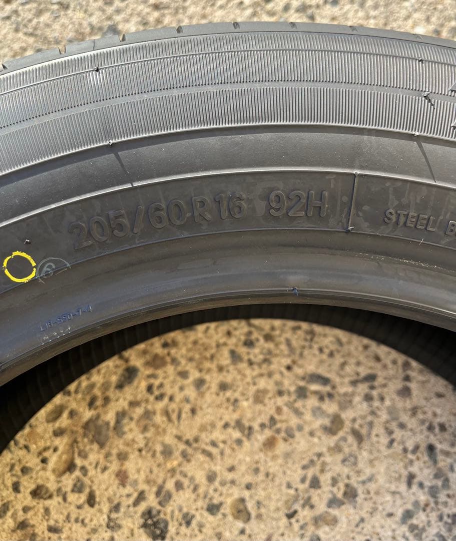 送料無料！205/60r16 新車外し24年製 2本 TOYO J68