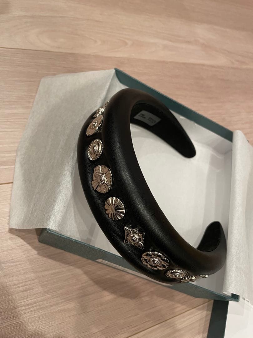 ヘアアクセサリー TOGA Leather headband 1