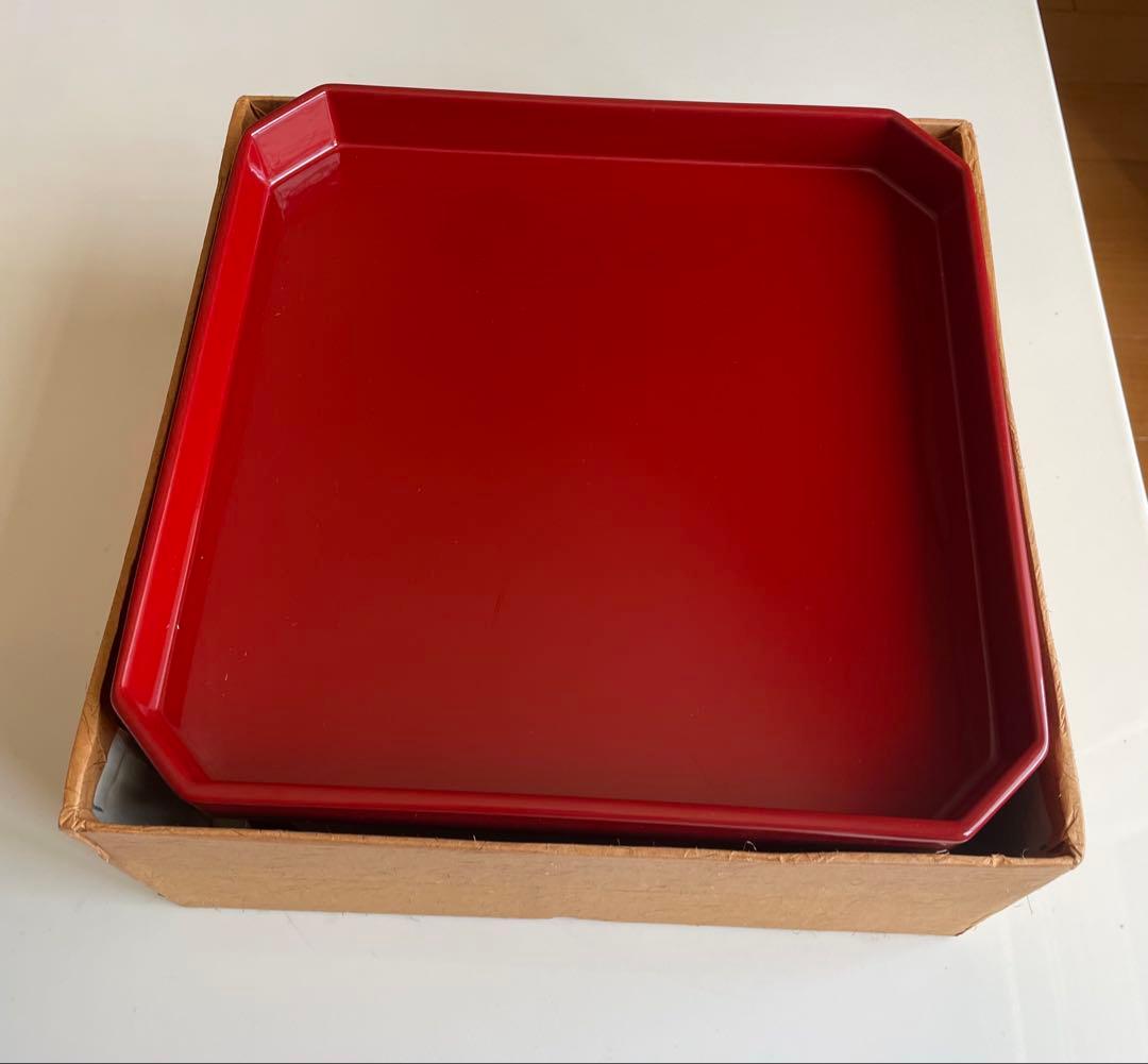 2月末迄期間限定値下げ　お食い初め膳　本漆器　木製　 総朱塗り 食べ初め膳