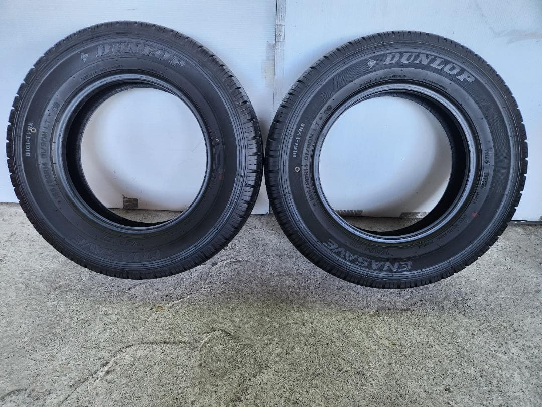 送料込☆2024年製 ダンロップタイヤ 165/80R14 LT ☆2本