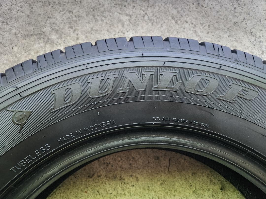 送料込☆2024年製 ダンロップタイヤ 165/80R14 LT ☆2本