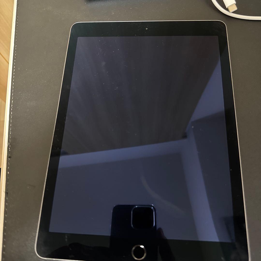 Apple iPad Air2 シルバー