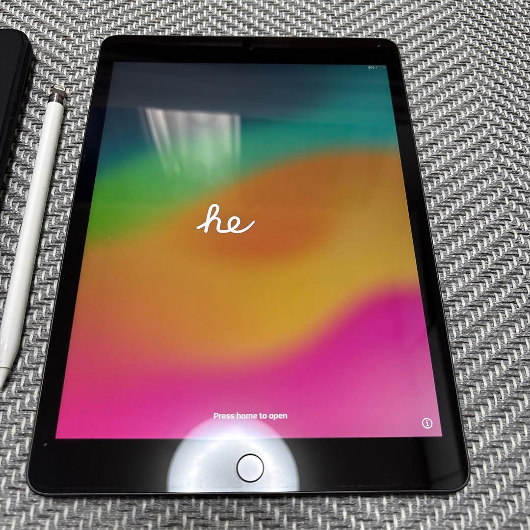 限定値下げ！iPad 代8世代　32GB wifi Apple Pencil付属