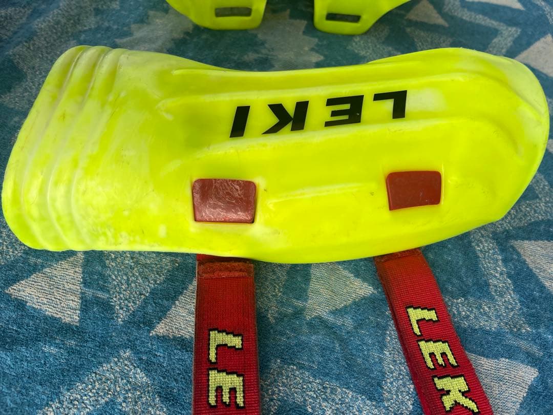 LEKI レキ　レガース　シンガード　アルペン　スキー　ジュニア