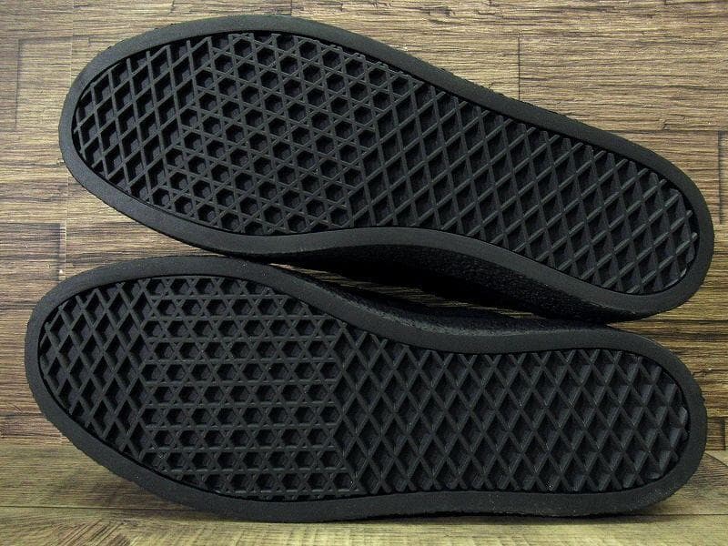 新品 バンズ クーカ スエード モカシン デッキ スニーカー 黒 27.5 ①