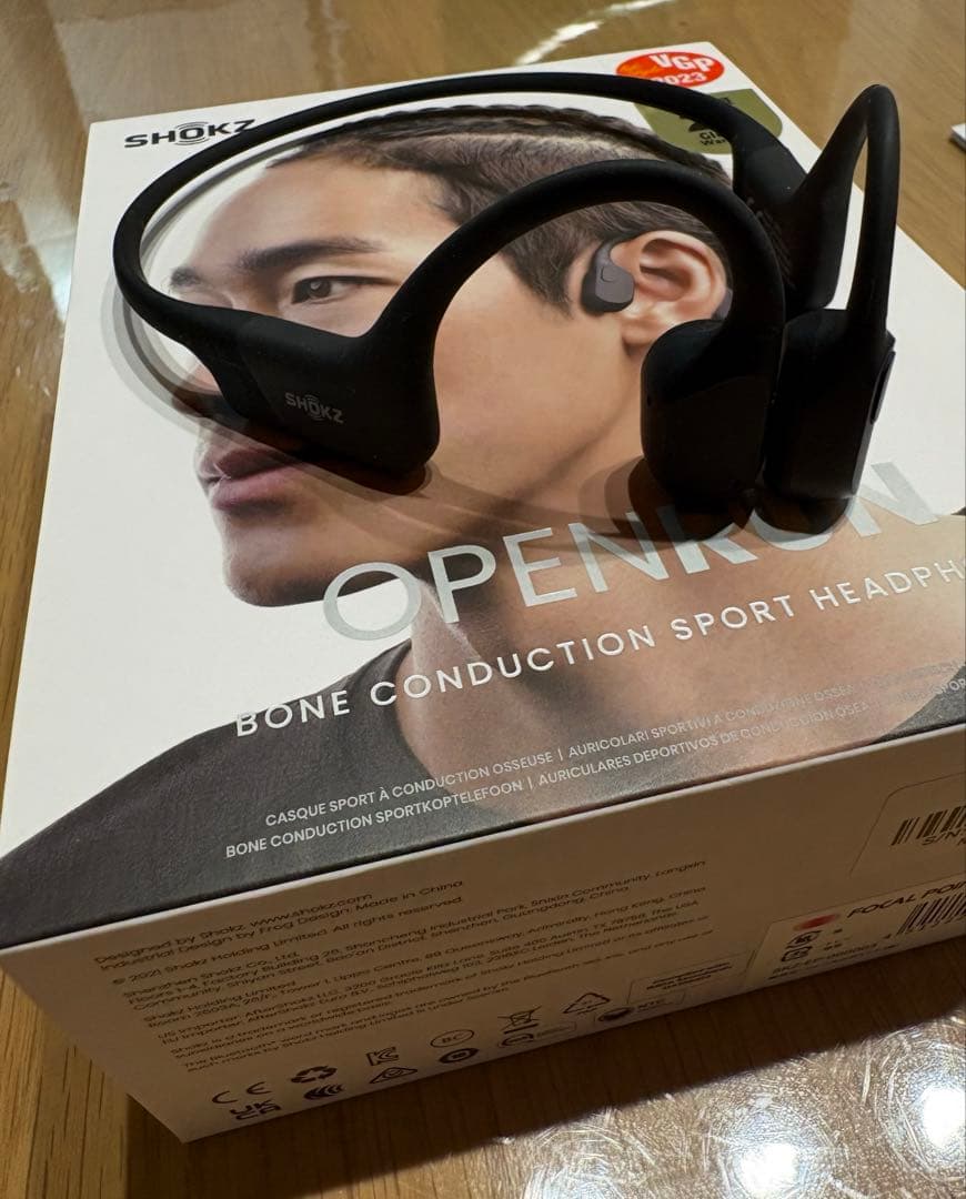 【美品】SHOKZ　ブルートゥースイヤホン 耳かけ型 骨伝導 OpenRun