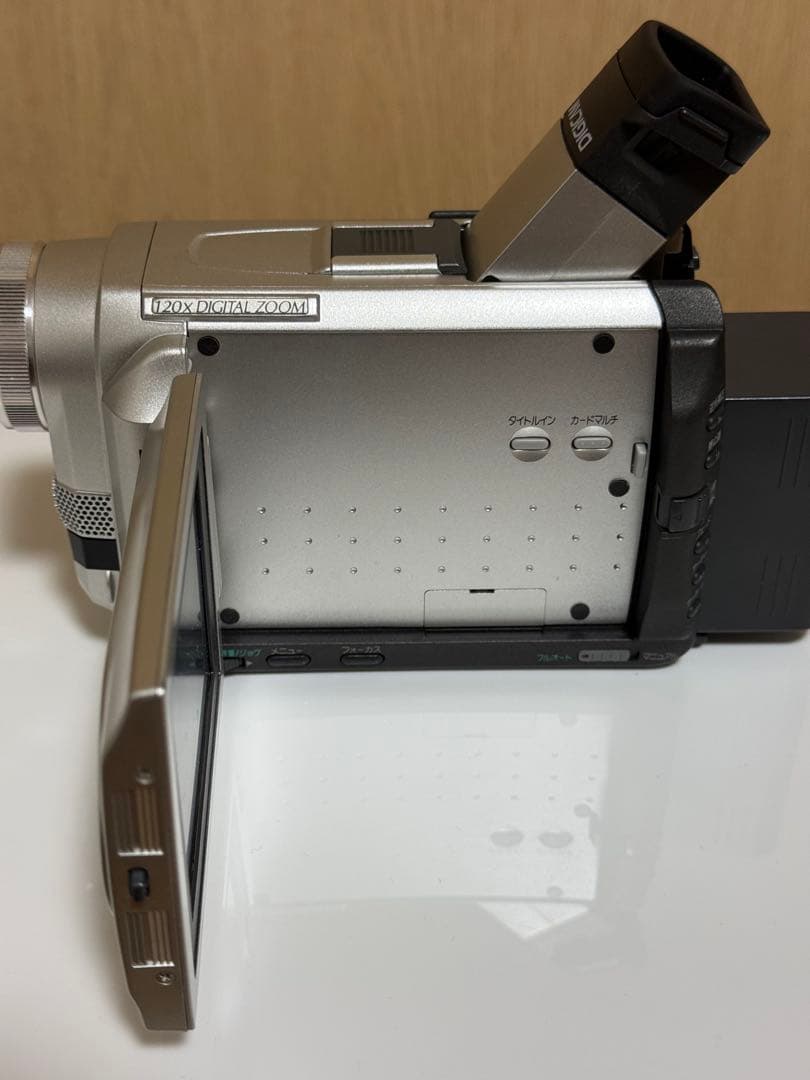 Panasonic デジタルビデオカメラ NV-DB1