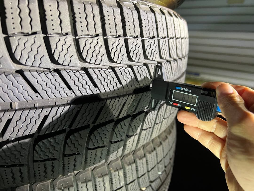 ①車好き　送料込 ミシュラン 225/60R17 スタッドレス 4本
