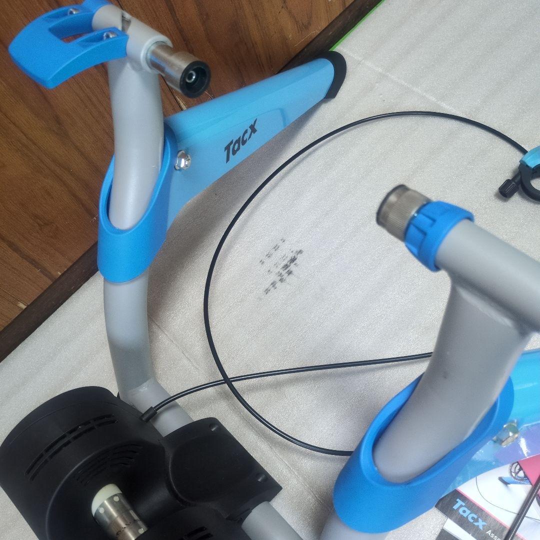 Tacx booster 固定ローラー台　バッグ付き