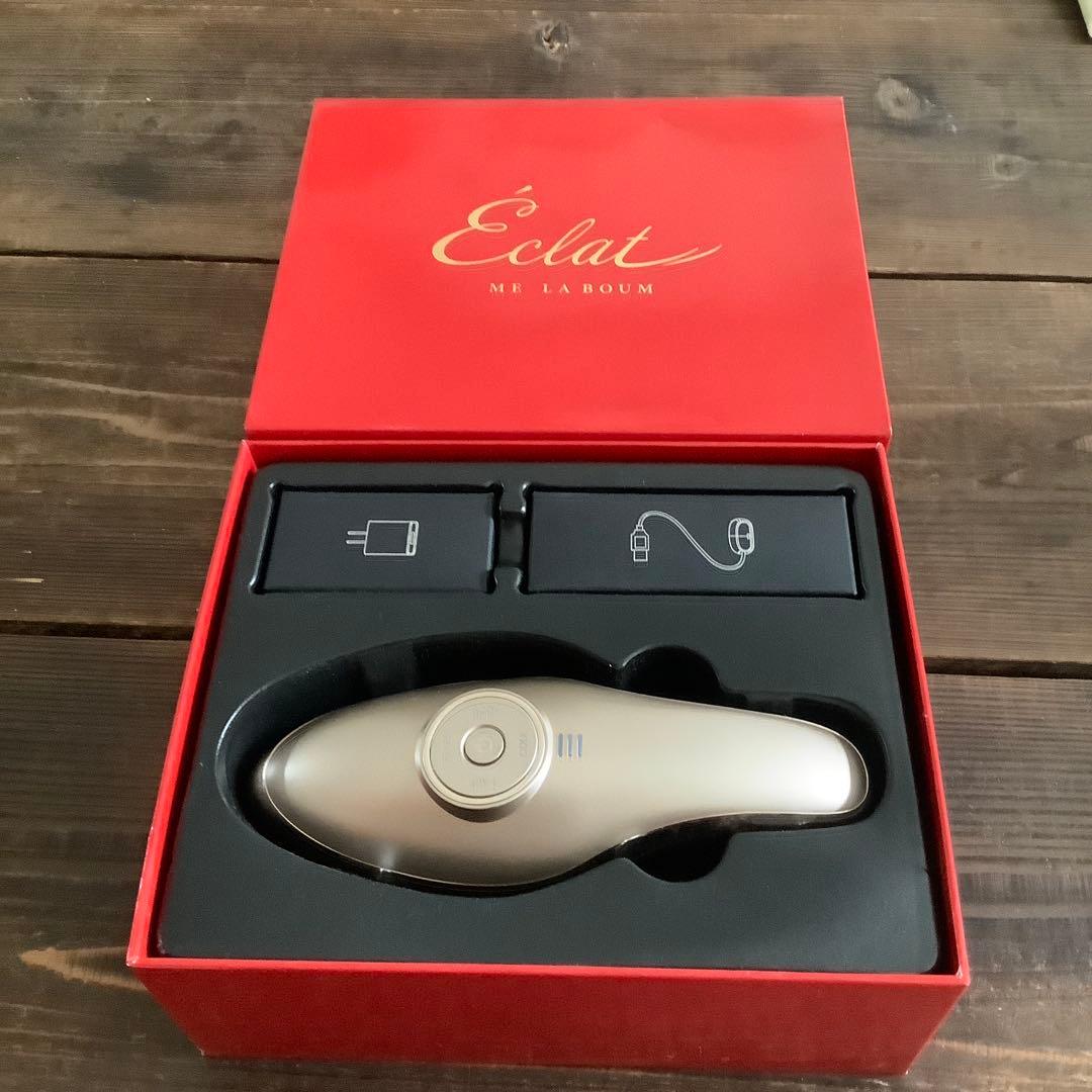 ME ラボン　エクラ　ECL−01 美顔器 中古