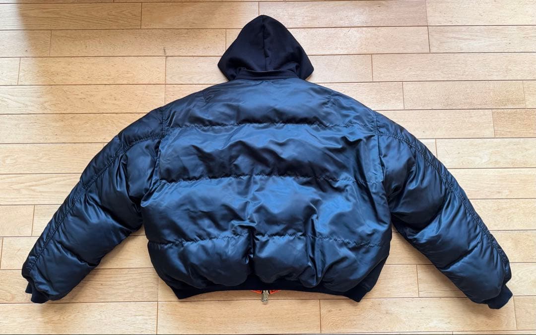 ジャケット・アウター VETEMENTS Quilted Hooded Bomber Jacket