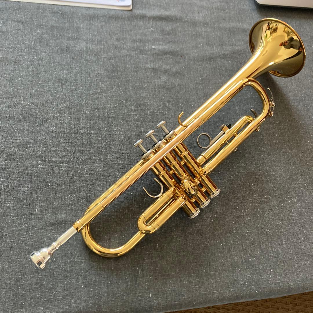【美品】YAMAHA トランペットYTR2330 ケース・掃除用品付き