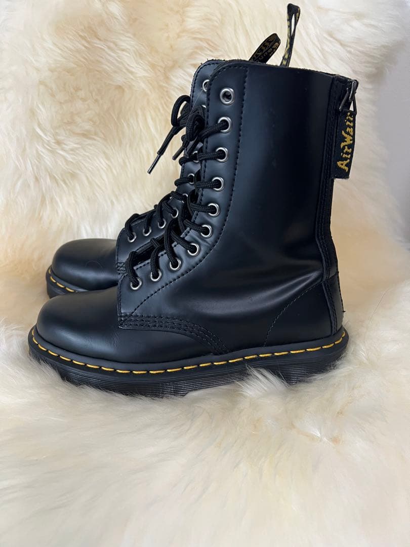 お値下げ‼︎美品‼︎Dr. Martens 黒 レザー ハイカットブーツ23㎝