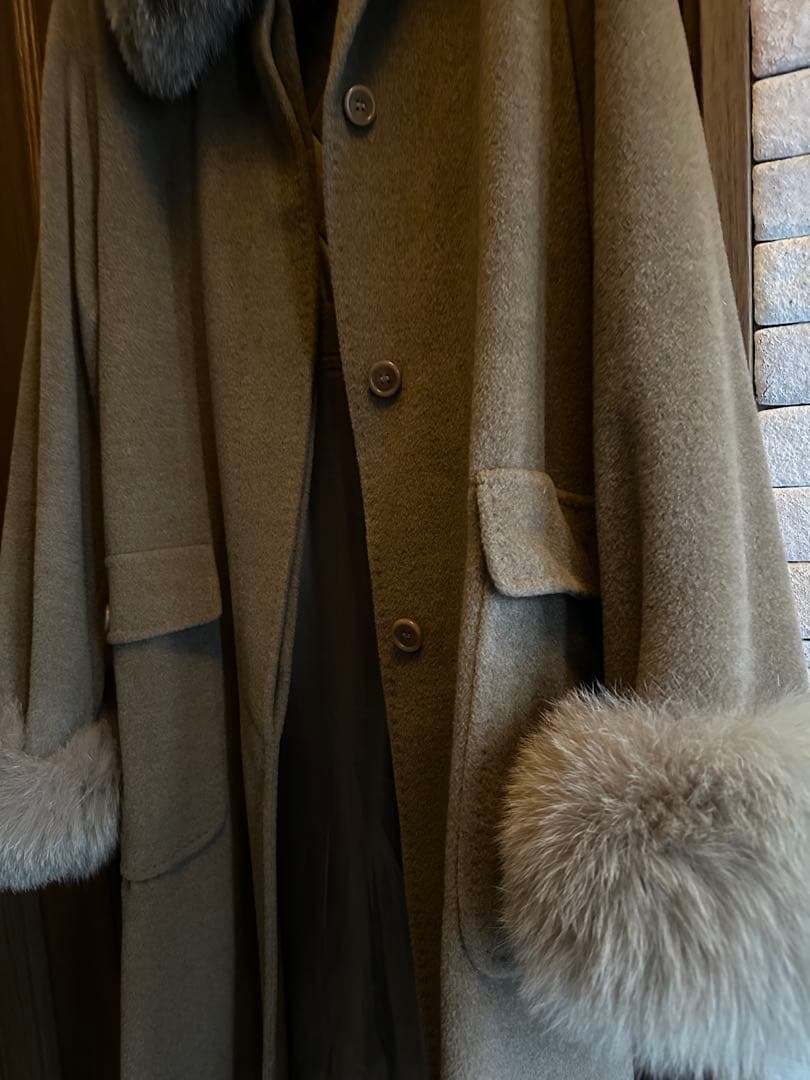 Max Maraカシミアウール取外し可能ファー付きサイズ42