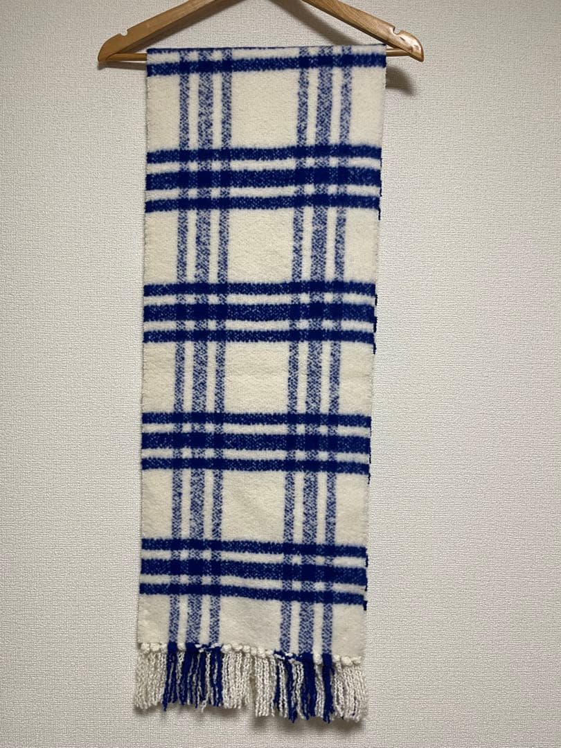 BURBERRY　バーバリー　マフラー　ウール100％　未使用に近い　近年モデル