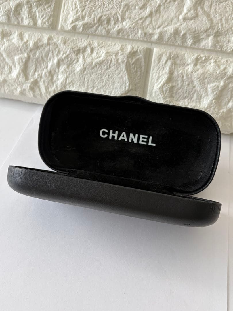 CHANEL ブラック サングラス ココマーク　02461 94305