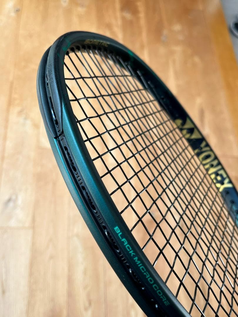 ☆極美品☆YONEX VCORE PRO 100☆G2☆