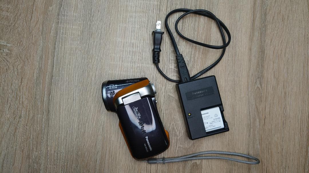 花*火様 【中古美品】Panasonic HX-WA20 防水フルHDムービーカ