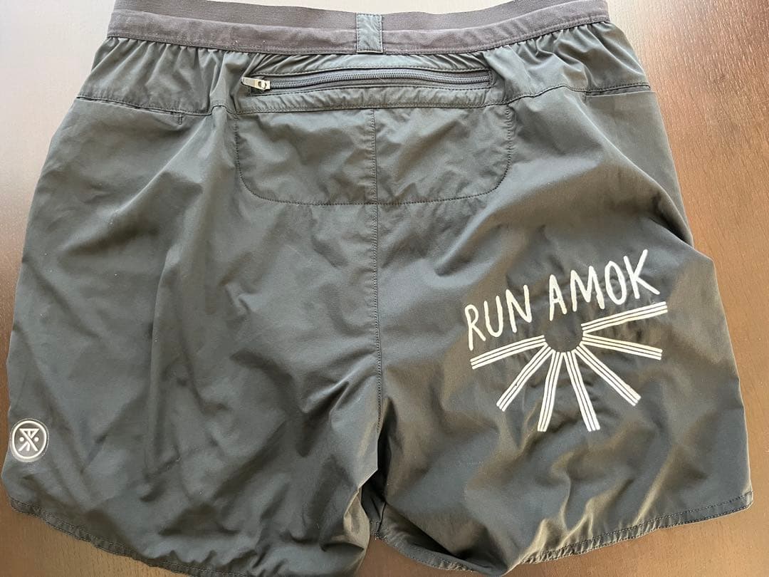 ROARK RUN AMOK ランニングショーツ Sサイズ