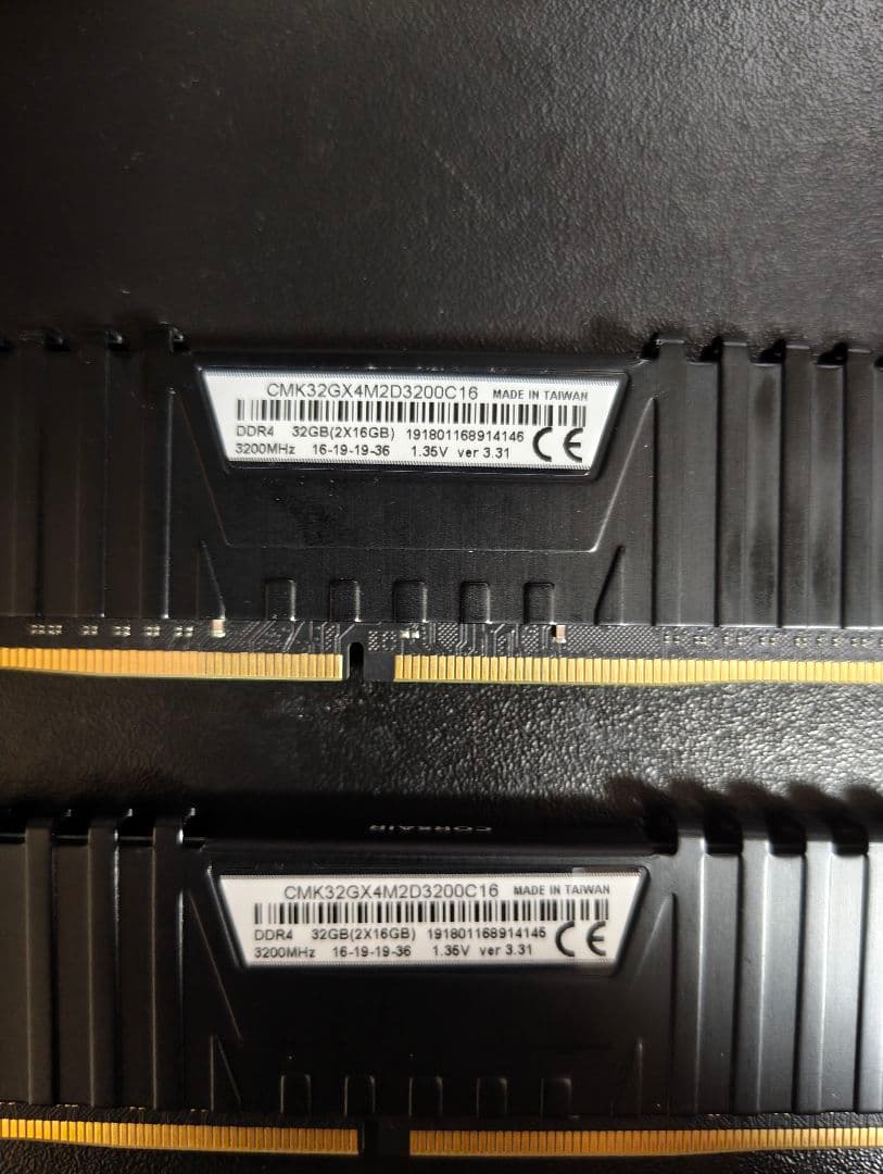 CORSAIR VENGEANCE LPX DDR4-3200 32GBセット