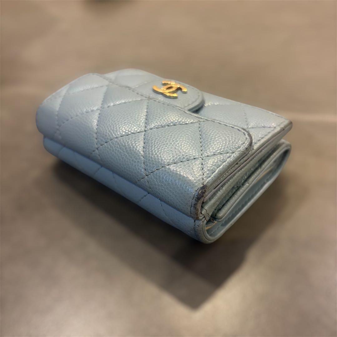 CHANEL 水色 三つ折り財布 キャビアスキン マトラッセ ブルー ウォレット