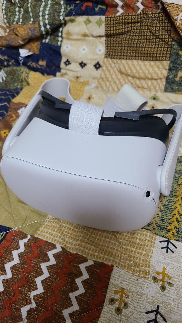  Quest 2 ヘッドセットとコントローラーセット 64GB