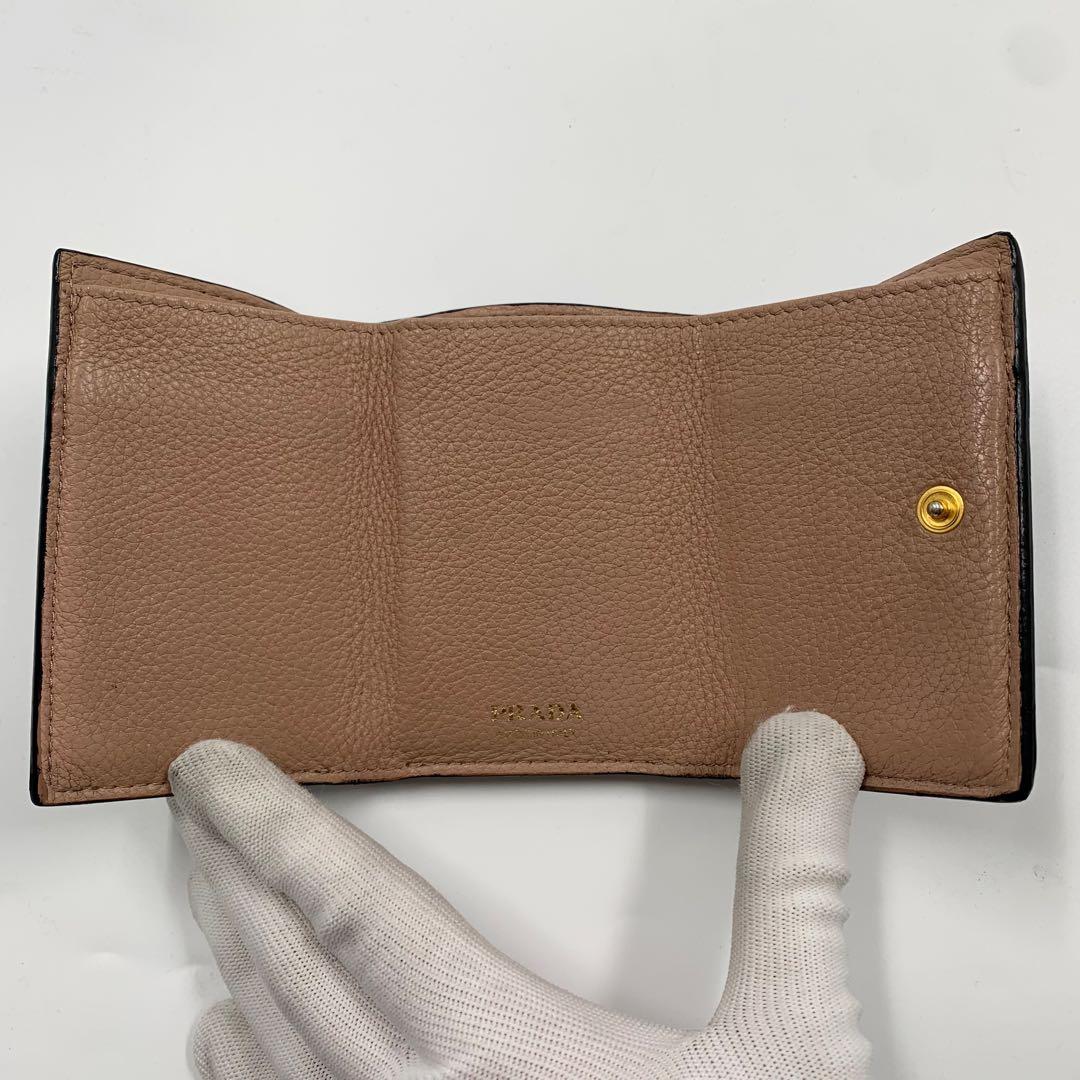 【✨美品✨】プラダ シャイン 三つ折り財布 ヴィッテロダイノ 黒 IC内蔵