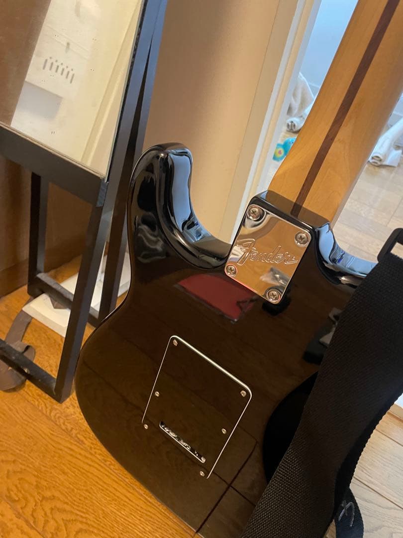 ベース Fender American Performer Stratocaster