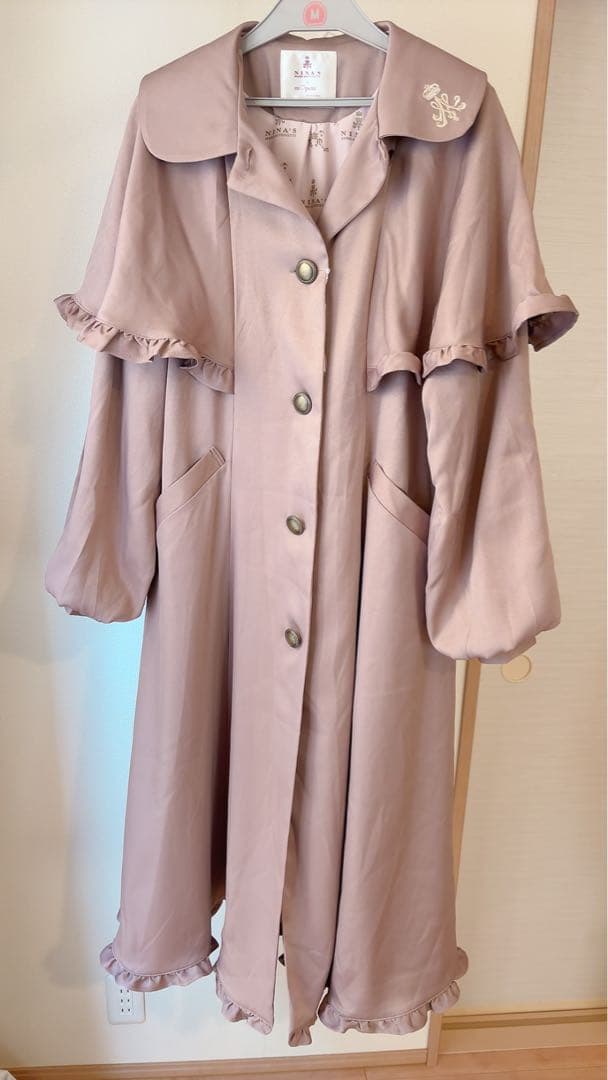 【新品タグ付き】青木美沙子 ×NINA'S ケープコート ピンク 中桃 Mサイズ