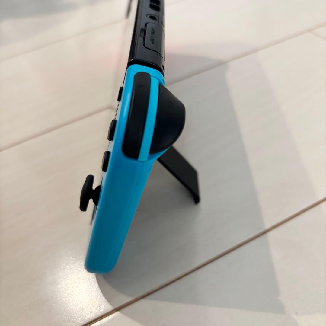 こ*ち様 【ジャンク品】Nintendo Switch 本体