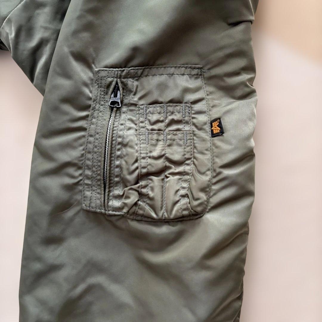 ALPHA INDUSTRIES MA-1フライトジャケット　USA製　オリーブ
