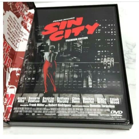 【シン・シティ　ロアークジュニア　フィギュア&プレミアムDVD('05米)】