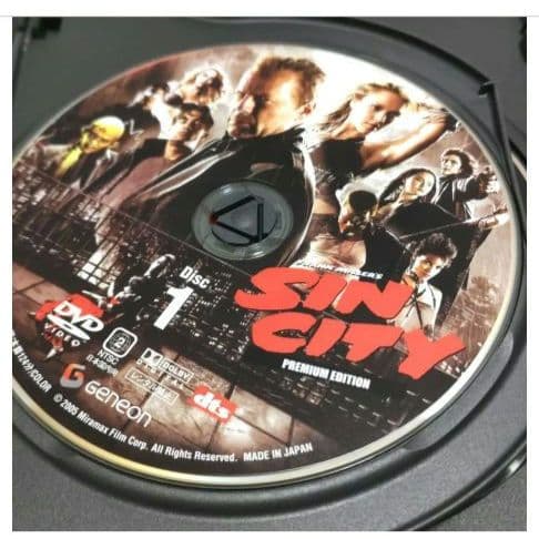 【シン・シティ　ロアークジュニア　フィギュア&プレミアムDVD('05米)】